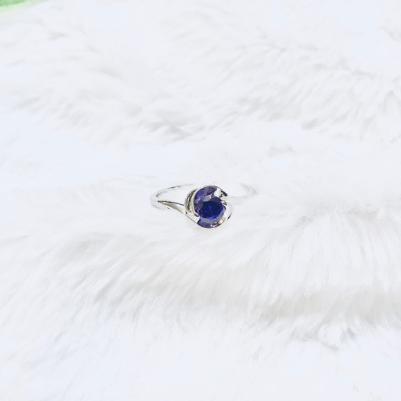 💜Dainty Lavender Round Solitaire Ring Synthetic Stone Sliver Ring 4-Prongs Band - Picture 8 of 16